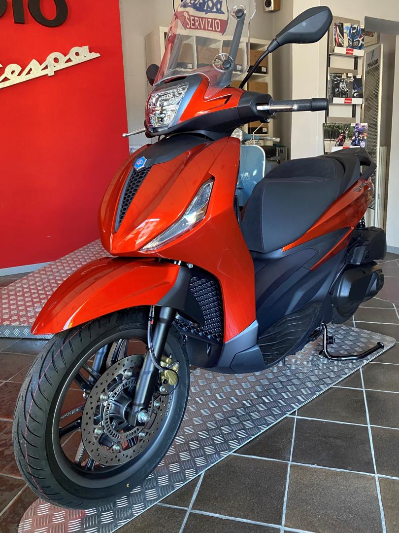 Piaggio BEVERLY 400