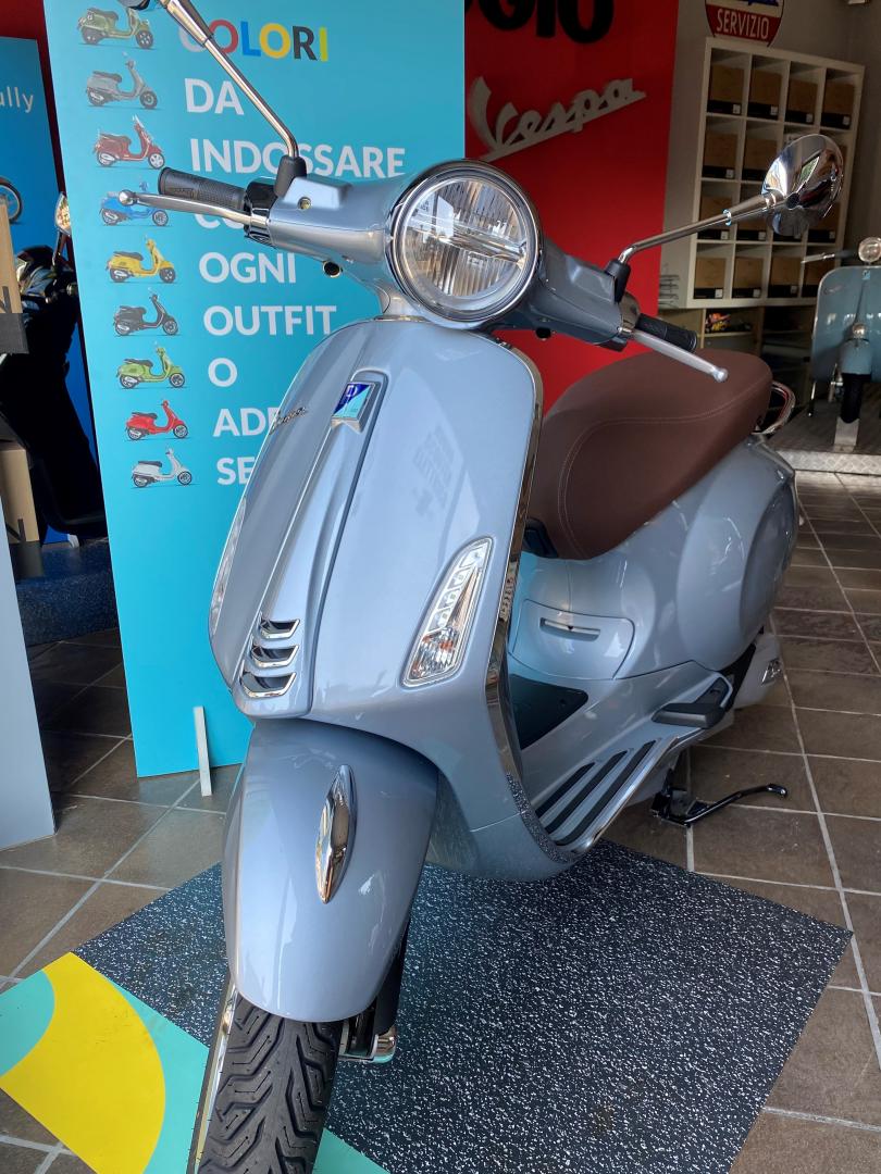 Vespa Primavera 125