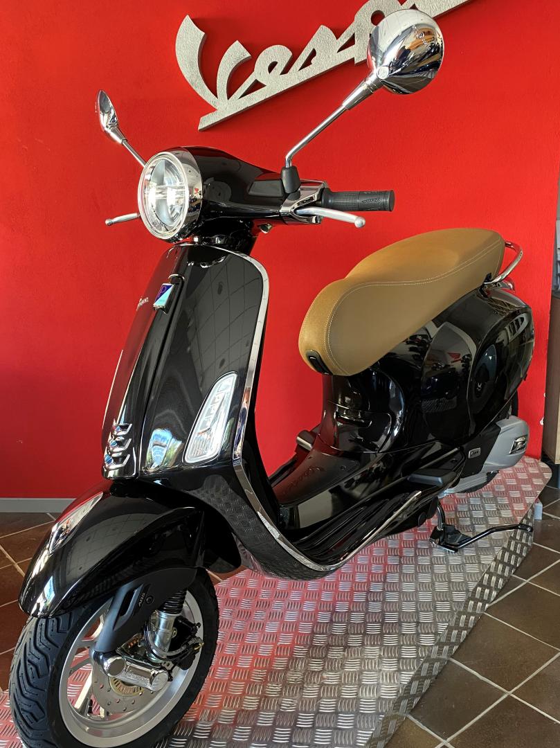 Vespa Primavera 125