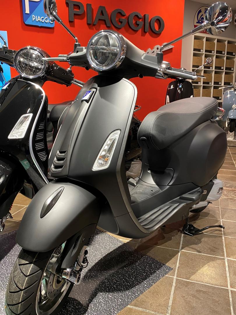 Vespa Primavera 125