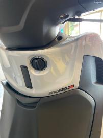 Piaggio - BEVERLY 300 I.E. (2 di 3)