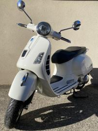 Vespa - GTS 300 Super