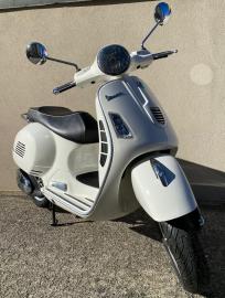 Vespa - GTS 300 Super (2 di 3)