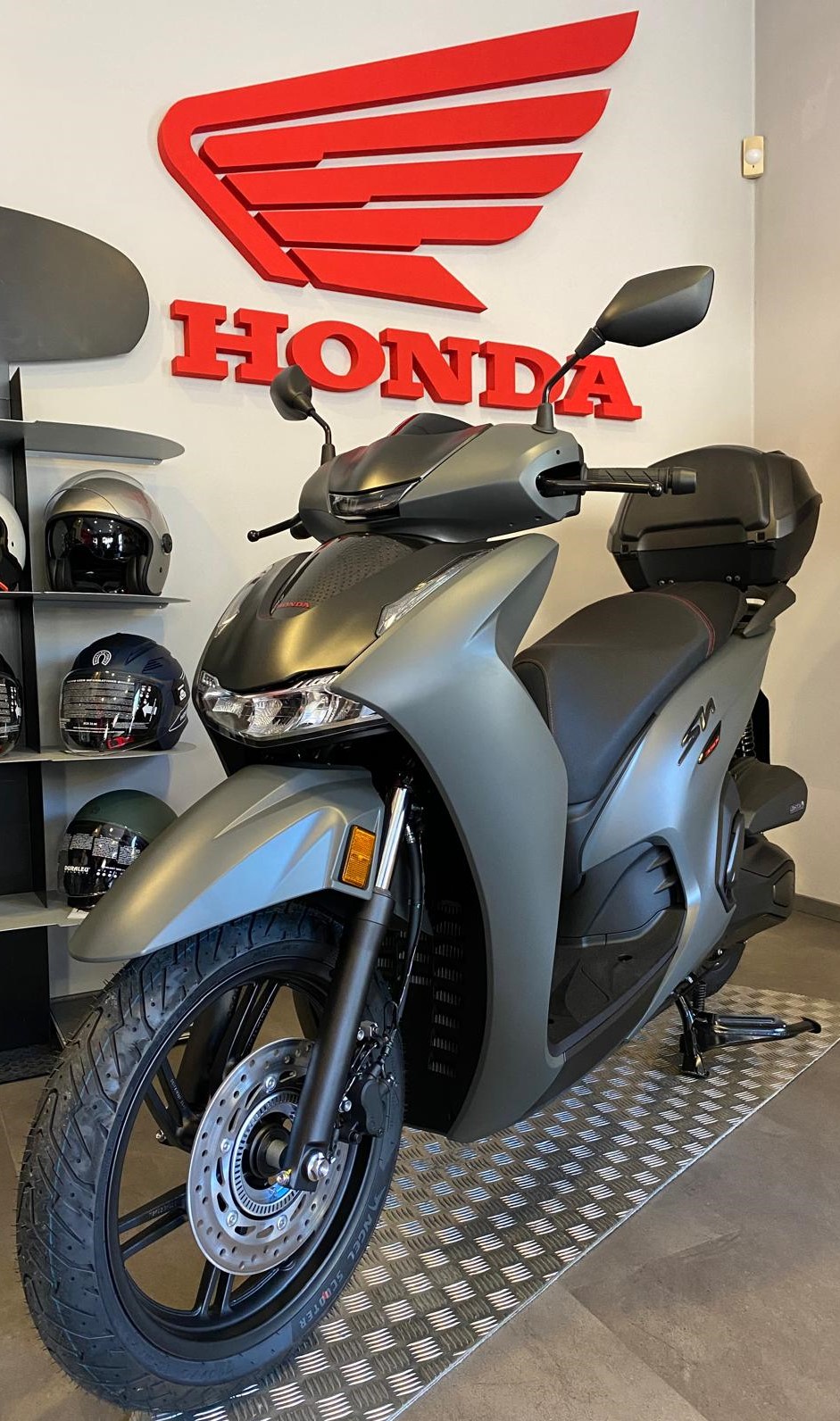 Honda - SH 350 Sport