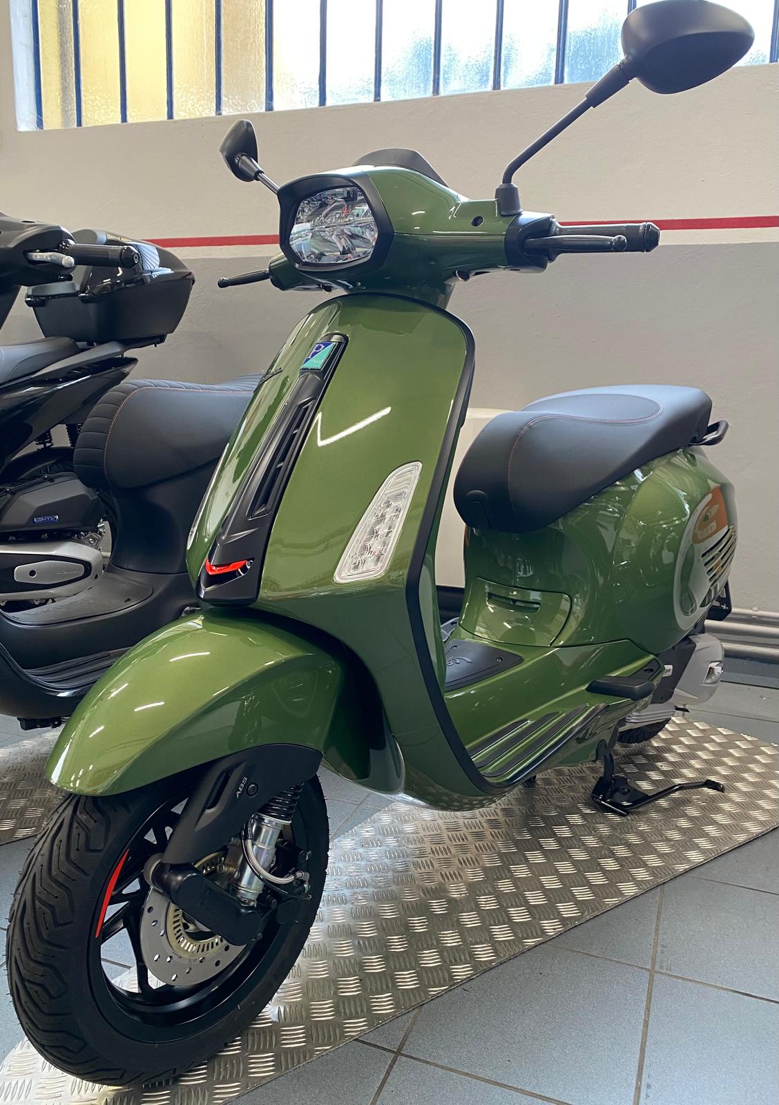 Vespa - Sprint 125 3V
