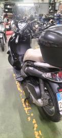 Piaggio - BEVERLY TOURER 300 (3 di 7)
