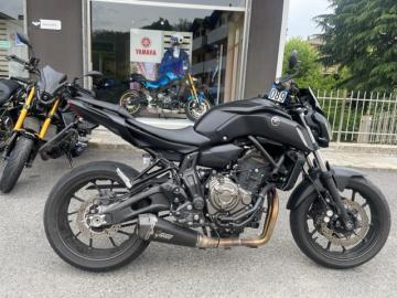 Yamaha - MT 07 (1 di 5)