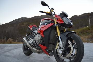 BMW - S 1000RR