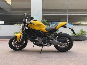 Ducati - Monster 821 ABS