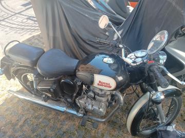 ROYAL Enfield - BULLET CLASSIC (2 di 8)
