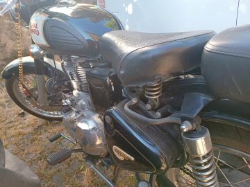 ROYAL Enfield - BULLET CLASSIC (3 di 8)