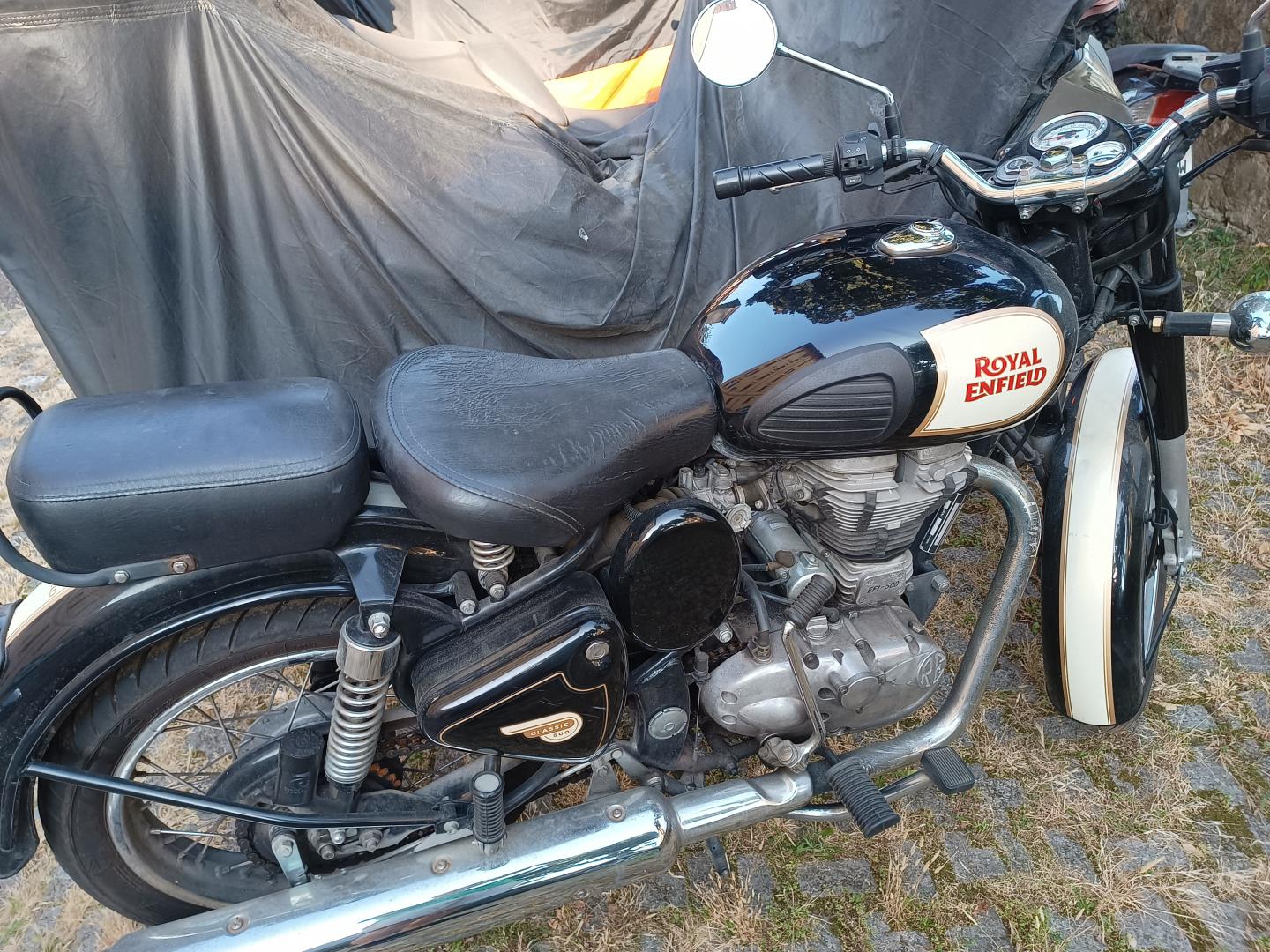 ROYAL Enfield - BULLET CLASSIC ROYAL Enfield - BULLET CLASSIC