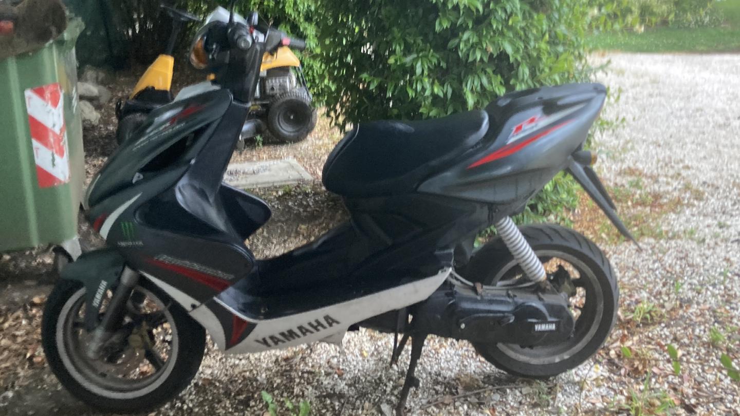 Yamaha - AEROX 50 Yamaha - AEROX 50