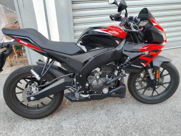 Aprilia - TUONO 125 (2 di 4)