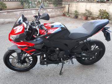 Aprilia - TUONO 125 (3 di 4)