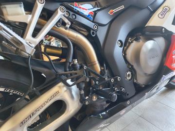 Honda - CBR 1000RR FIREBLADE (6 di 6)