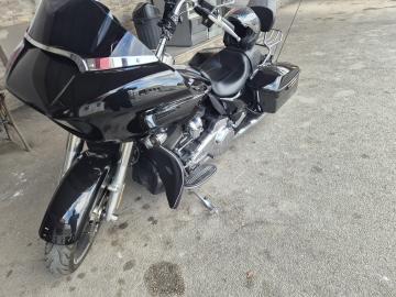 Harley Davidson - CVO ROAD GLIDE (3 di 7)