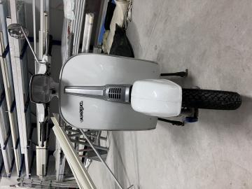 Vespa - S 50 (2 di 9)