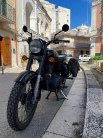 ROYAL Enfield - BULLET CLASSIC (6 di 7)