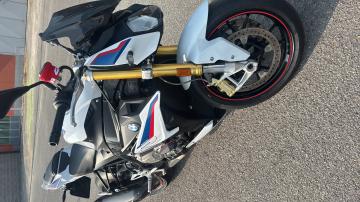 BMW - S 1000RR (2 di 3)