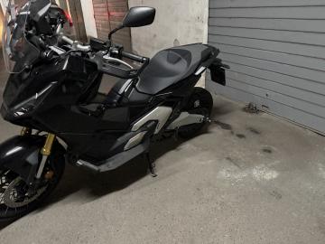 Honda - X-ADV 750 DCT (5 di 5)