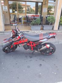 KTM - 690 SUPERMOTO (2 di 3)