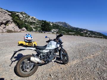 ROYAL Enfield - HIMALAYAN 450 (3 di 3)