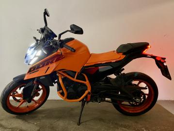 KTM - 390 DUKE (2 di 8)