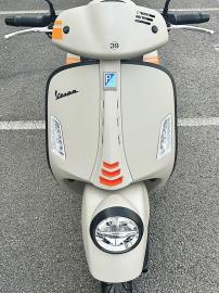 Vespa - GTV 300 (3 di 10)