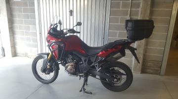 Honda - CRF 1000 L Africa Twin (3 di 9)