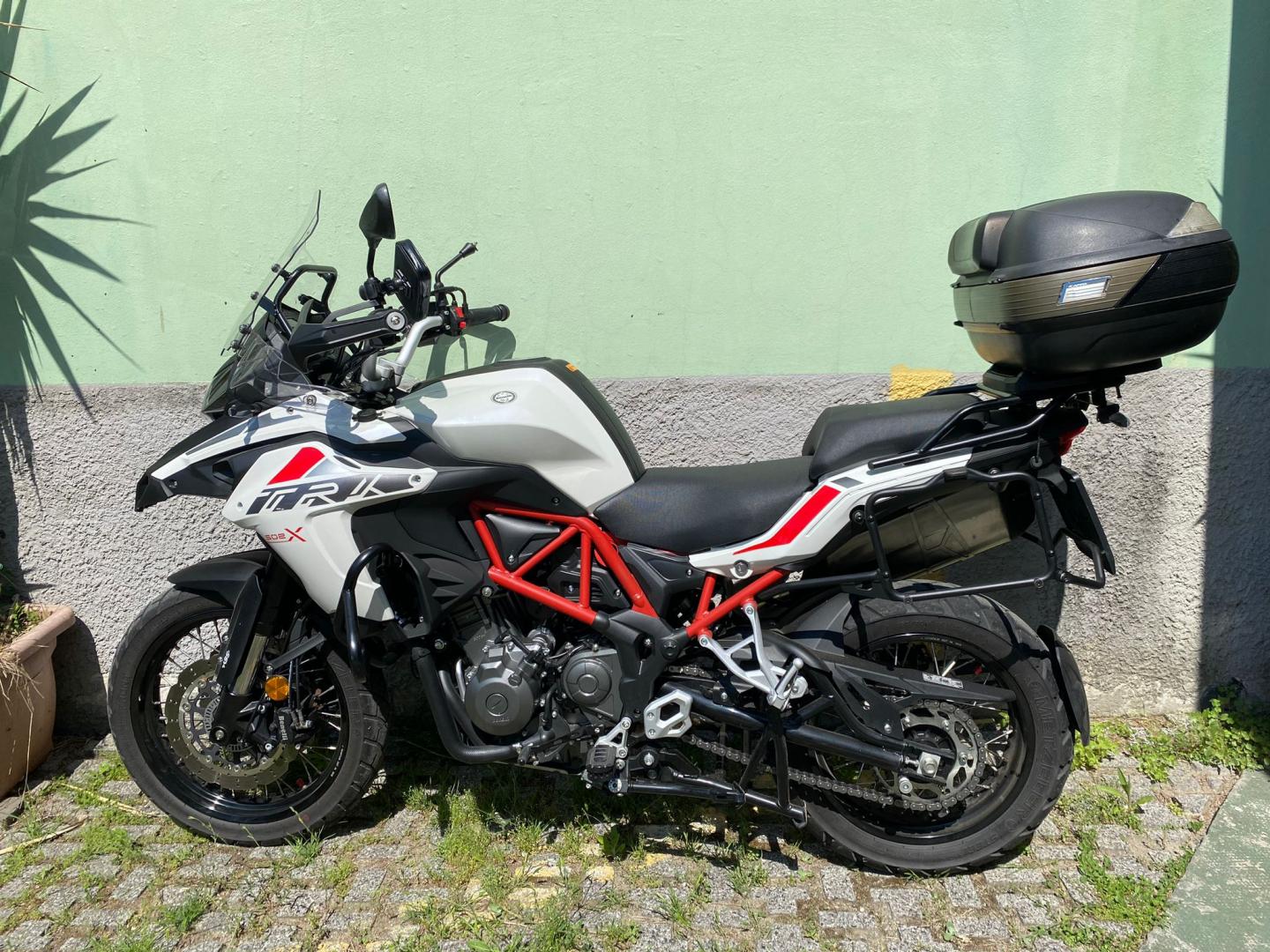 Benelli TRK 502