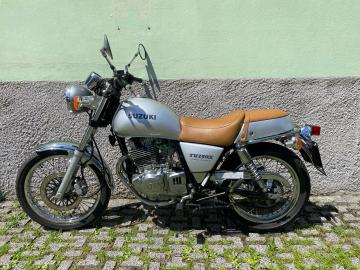 Suzuki - TU 250 X (5 di 6)