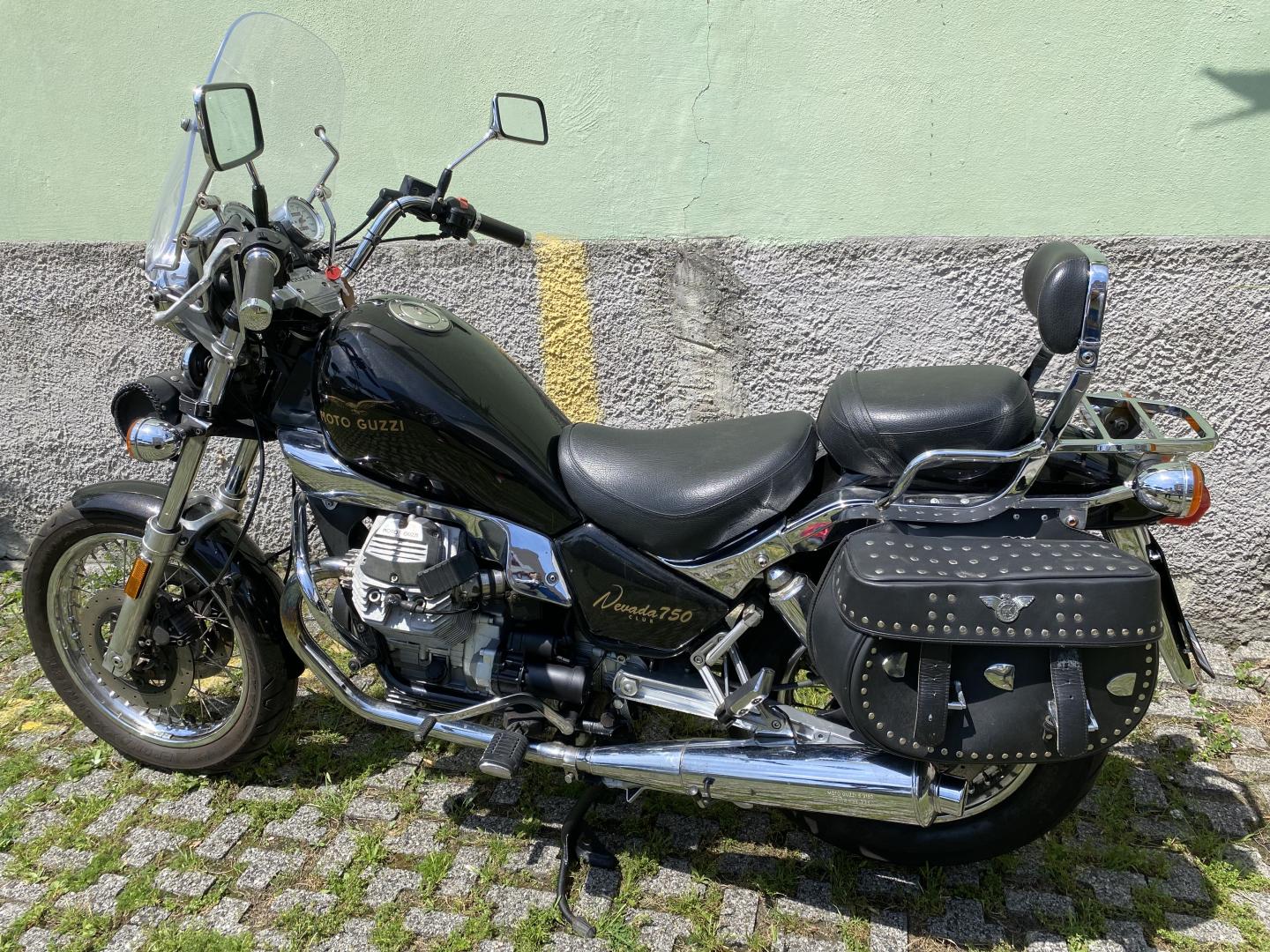 Moto Guzzi - NEVADA 750