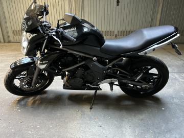 Kawasaki - ER-6N (3 di 9)