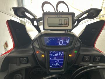 Honda - CRF 1000 L Africa Twin (3 di 10)