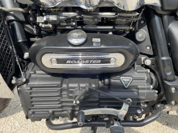 Triumph - ROCKET III ROADSTER (9 di 10)