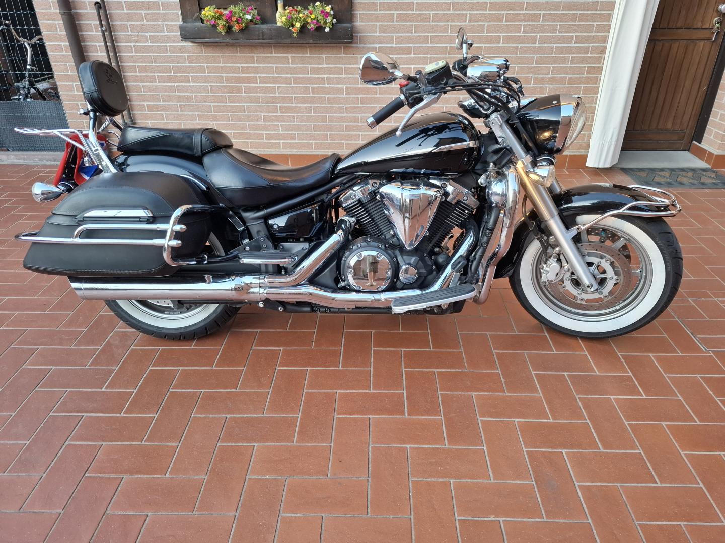 Yamaha XV 1300 MIDNIGHT STAR