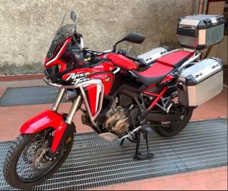 Honda - CRF 1000 L Africa Twin (5 di 10)