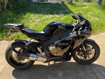 Honda - CBR 1000 RR