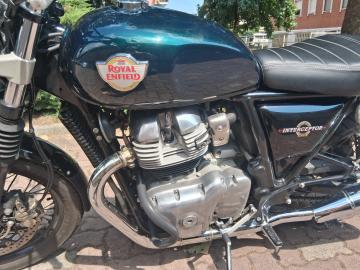 ROYAL Enfield - INTERCEPTOR 650 (2 di 12)
