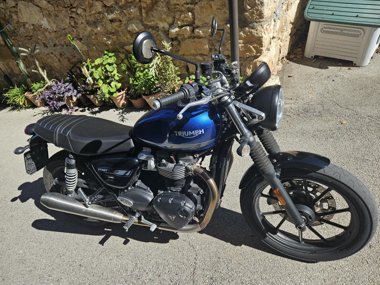 Triumph Street Twin