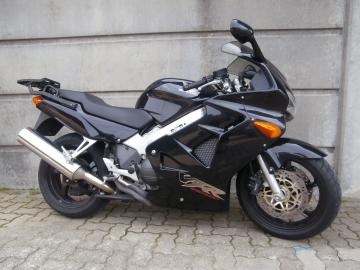 Honda - VFR 800 (5 di 7)