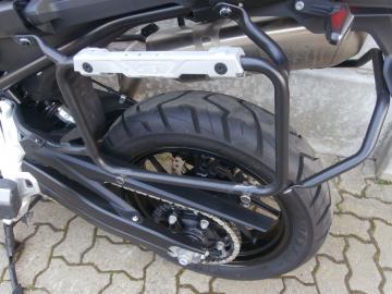 BMW - F 800 GS (4 di 7)