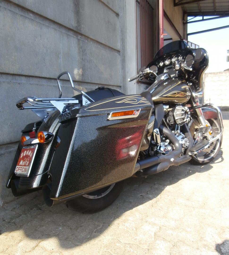 Harley Davidson - FLHX STREET GLIDE