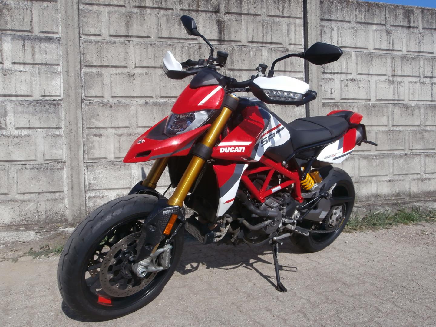 Ducati HYPERMOTARD